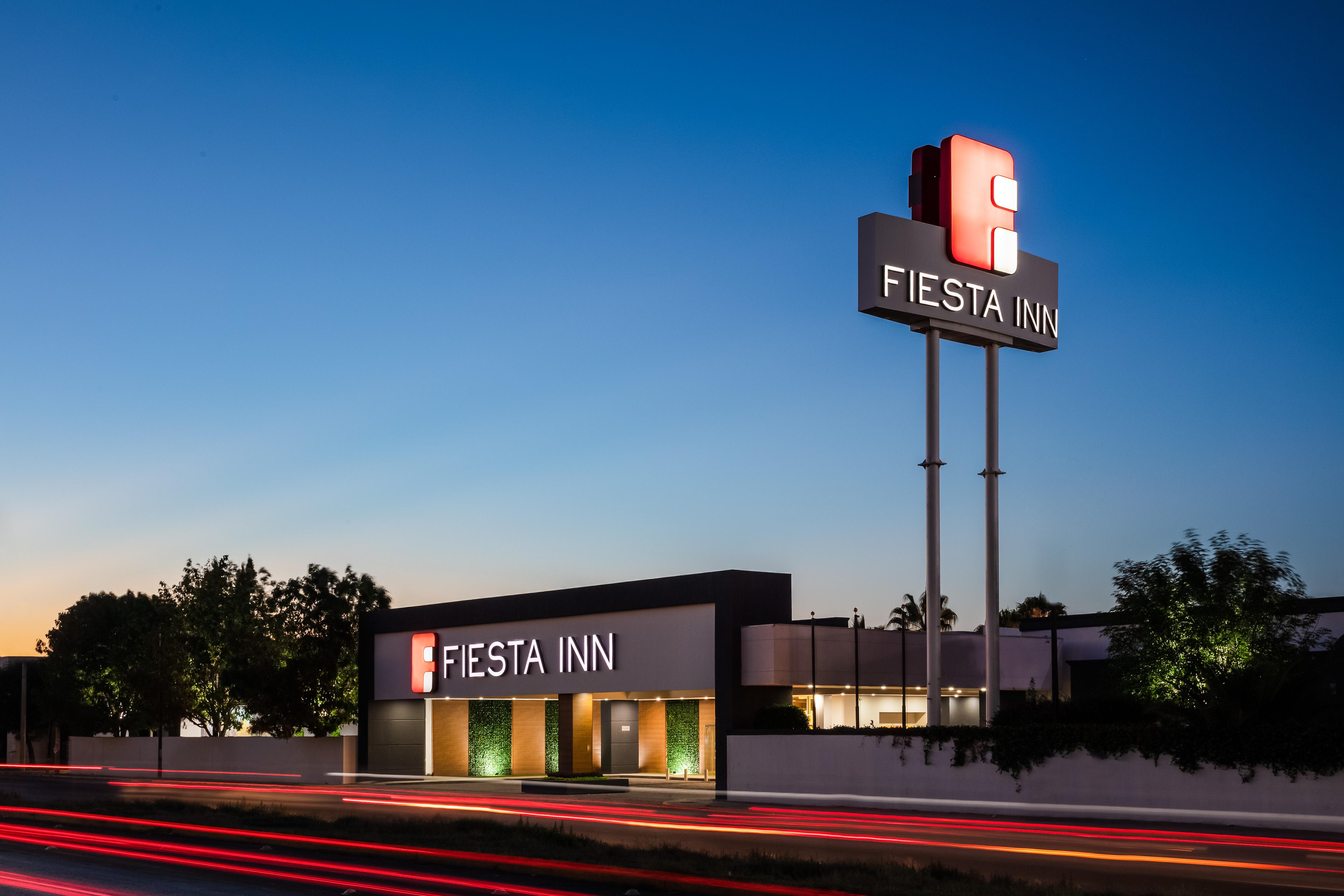 Fiesta Inn San Luis Potosi Glorieta Juarez Kültér fotó