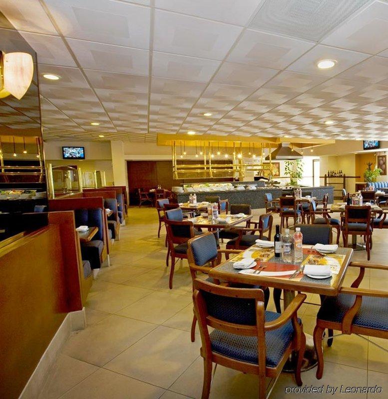 Fiesta Inn San Luis Potosi Glorieta Juarez Étterem fotó