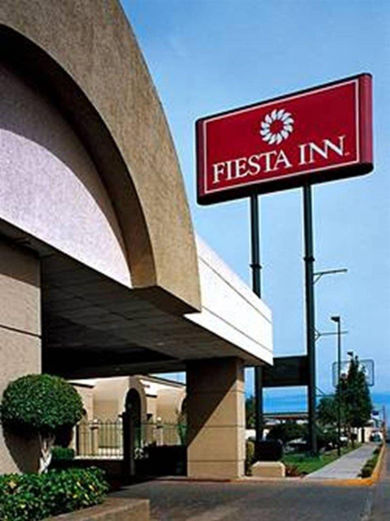 Fiesta Inn San Luis Potosi Glorieta Juarez Kültér fotó