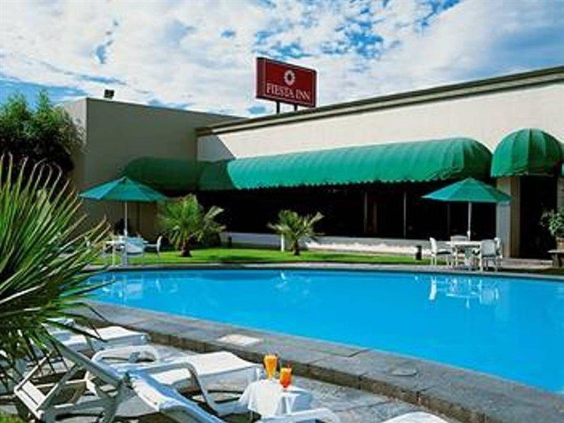 Fiesta Inn San Luis Potosi Glorieta Juarez Kültér fotó