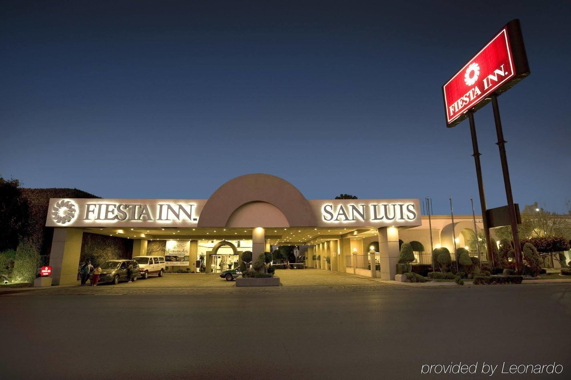 Fiesta Inn San Luis Potosi Glorieta Juarez Kültér fotó