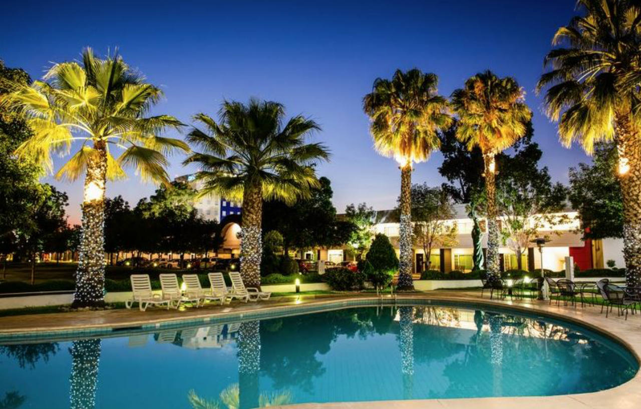 Fiesta Inn San Luis Potosi Glorieta Juarez Kültér fotó